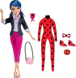 Bandai POUPÉE MARINETTE ET SES 2 TENUES 26 Cm