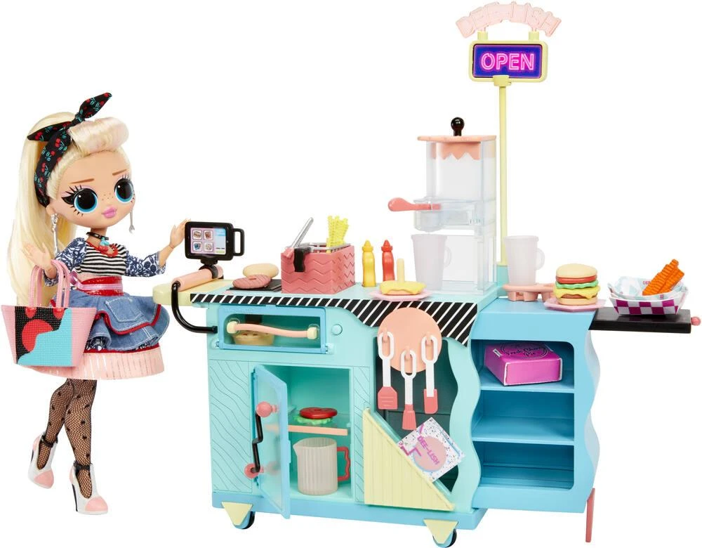 MGA Entertainment LOL SURPRISE - POUPEE OMG I AM- DINER - MISS SUNDAE 4 MGA Entertainment LOL SURPRISE - POUPEE OMG I AM- DINER - MISS SUNDAE – Image 2