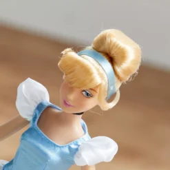 Disney Store Poupée Classique Cendrillon -Magasin De Jouets Branché 460011772363 2
