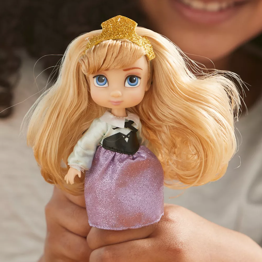 Disney Store Coffret Poupée Aurore Animator 5 Disney Store Coffret Poupée Aurore Animator – Image 3