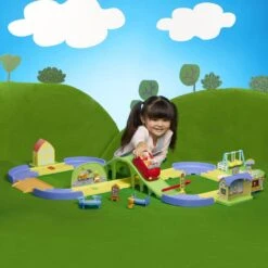 Hasbro PEPPA PIG LE CIRCUIT EN VILLE DE PEPPA -Magasin De Jouets Branché 4ad4eddee6e1949f9b5ff475109d7121a9cbb517 41063453 05