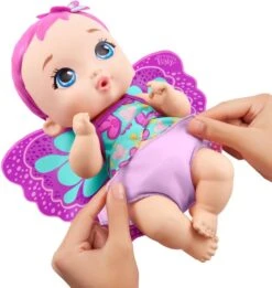 MATTEL MY GARDEN BABY - POUPON BÉBÉ PAPILLON ROSE BOIT ET FAIT PIPI -Magasin De Jouets Branché 67d70bc764f899ec6c0ded6ee72491ba44f51ada 41000601 03