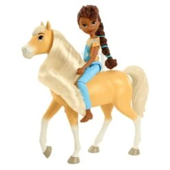 MATTEL POUPEE APO ET SON CHEVAL CHICA LINDA