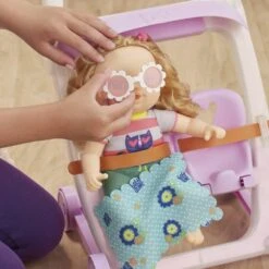 Hasbro BABY ALIVE - POUSSETTE + BEBE 10 Hasbro BABY ALIVE - POUSSETTE + BEBE -Magasin De Jouets Branché 8f8f58189dc21761e07056ebc401e52348f50f1a 12023145 03