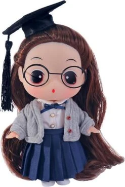 POUPEE DDUNG 18 CM - ETUDIANTE DIPLOMEE